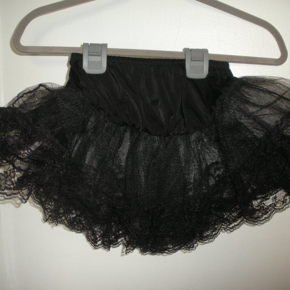 NWOT Black Short Tutu/Petticoat
